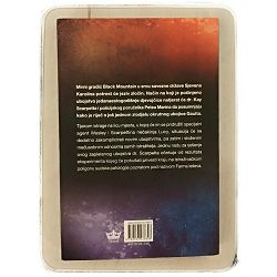 farma-leseva-patricia-cornwell-76013-x247-47_52032.jpg
