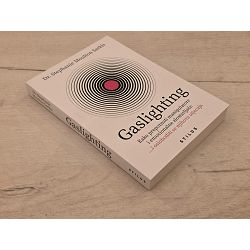 gaslighting-stephanie-moulton-sarkis-84752-x251-106_71998.jpg