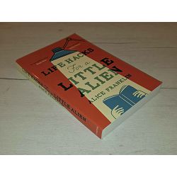life-hacks-for-a-little-alien-alice-franklin-x2-37009-x501-25_72839.jpg