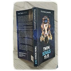 twin-souls-1111-victoriana-lyncestis-81414-ck-12_47604.jpg