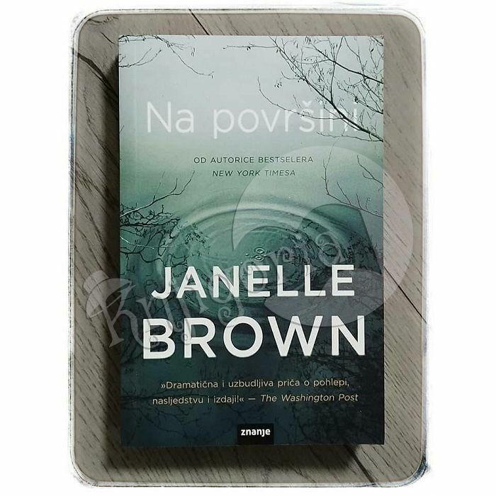 Na površini Janelle Brown