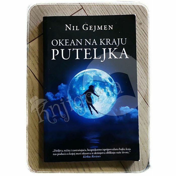 Okean na kraju puteljka Nil Gejmen