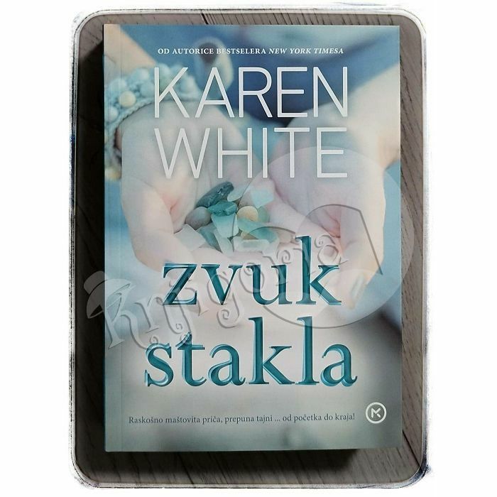 Zvuk stakla Karen White